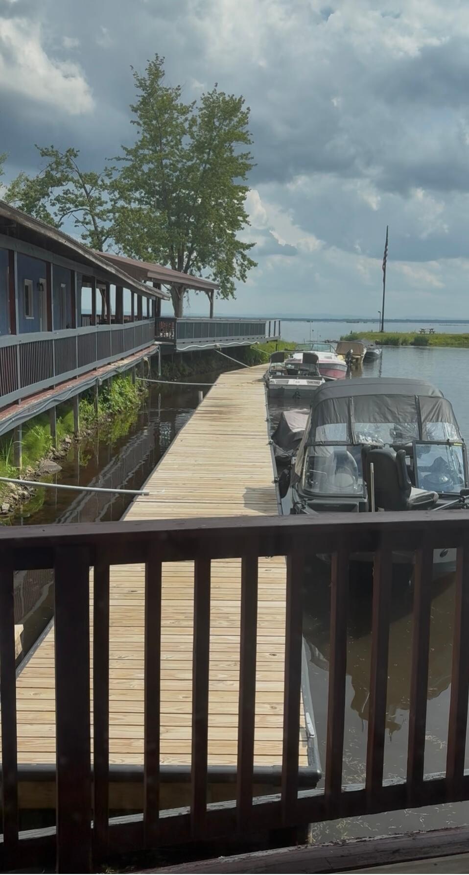 New dock - floating but secure