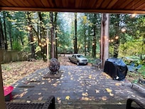 Good place to sit in the rain, so quiet