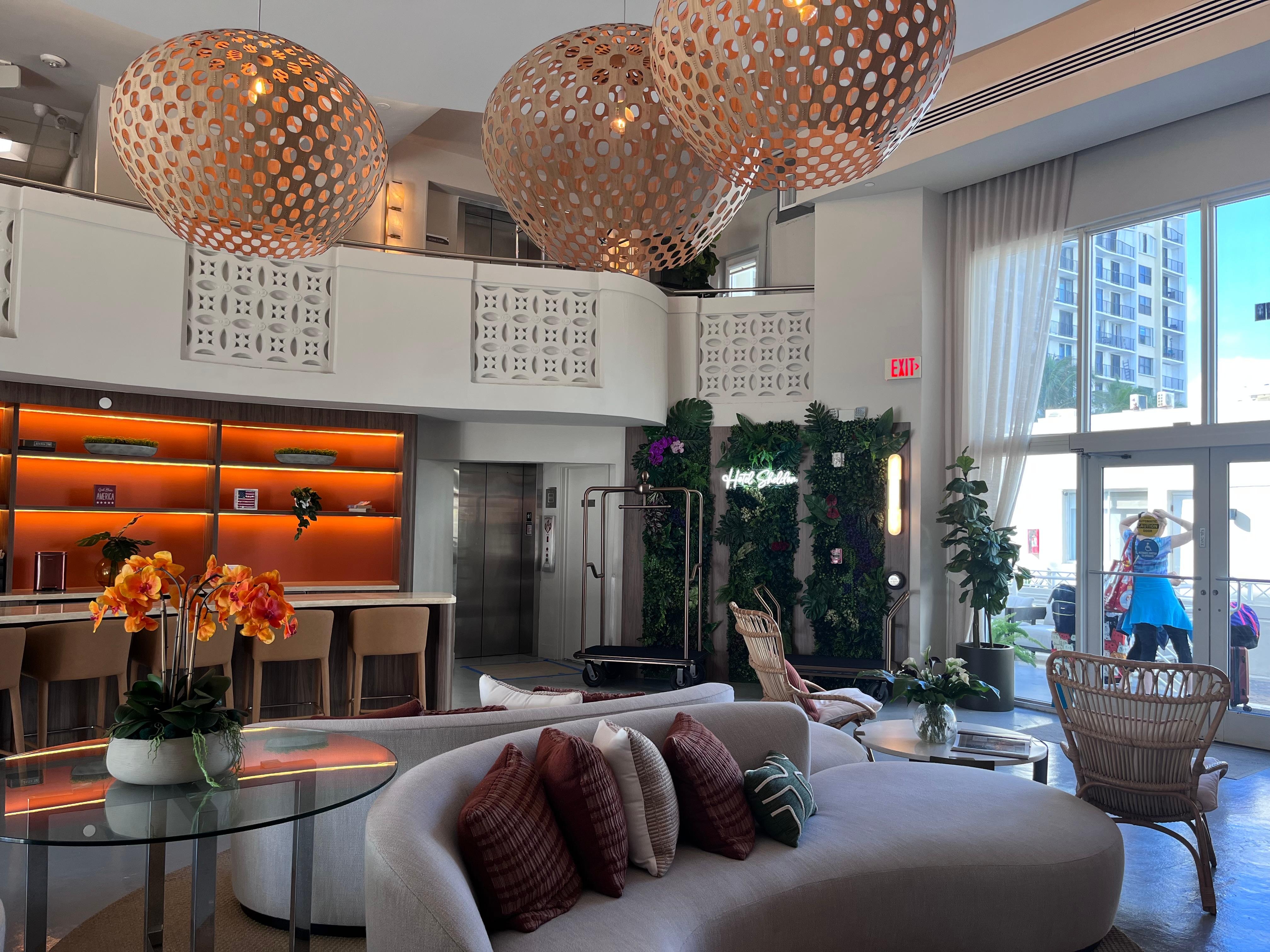 Lobby, so clean and smelled great