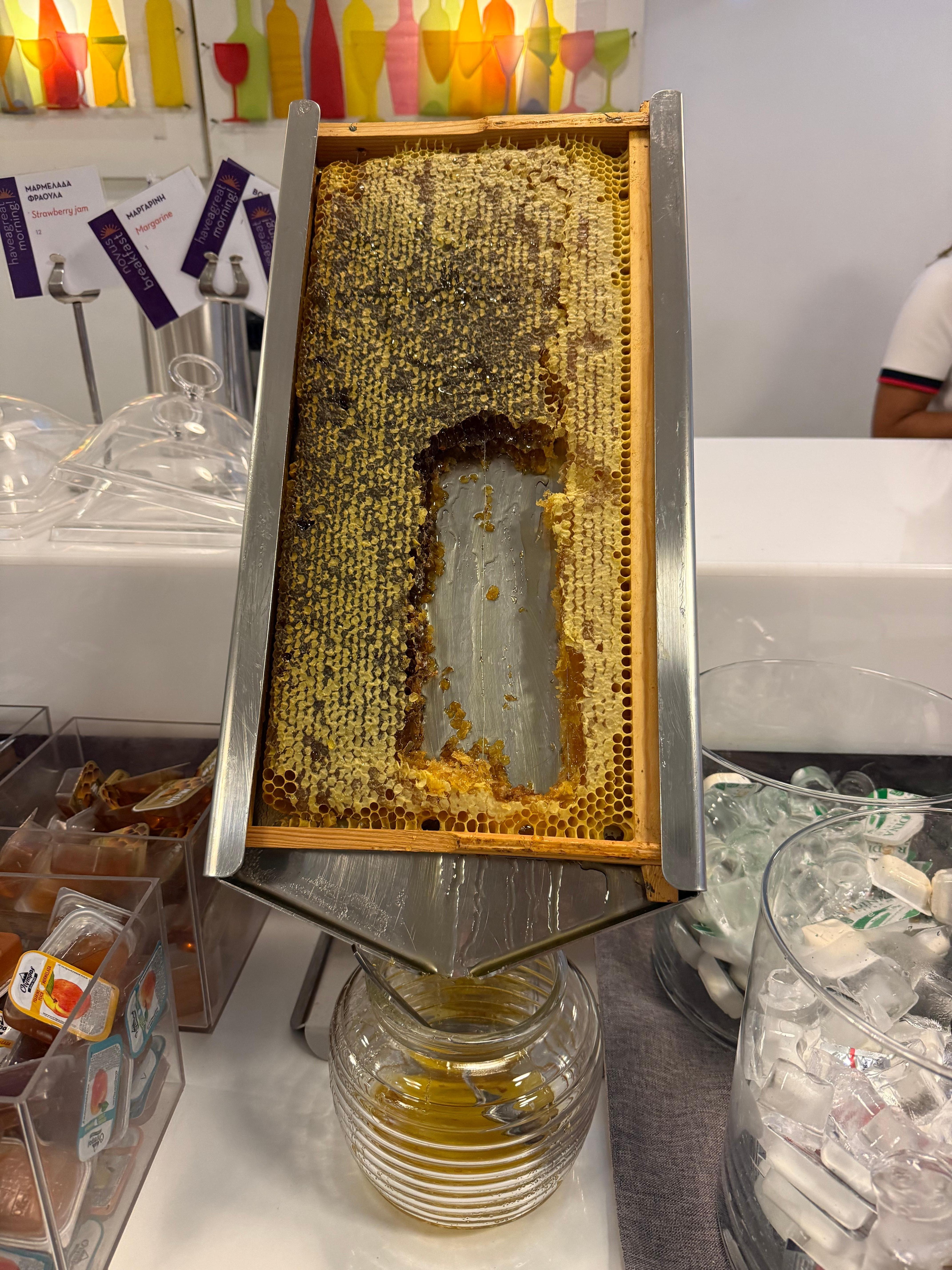 How honey should be served!