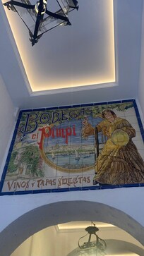 El Pimpi, gammel bodega med perfekt servering ude☀️