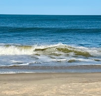 It was a beautiful weekend. A little on the chilly side but I got to put my feet in the sand and thatâs all that mattered!