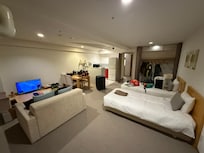 Guest room. It was nice having the kitchenette