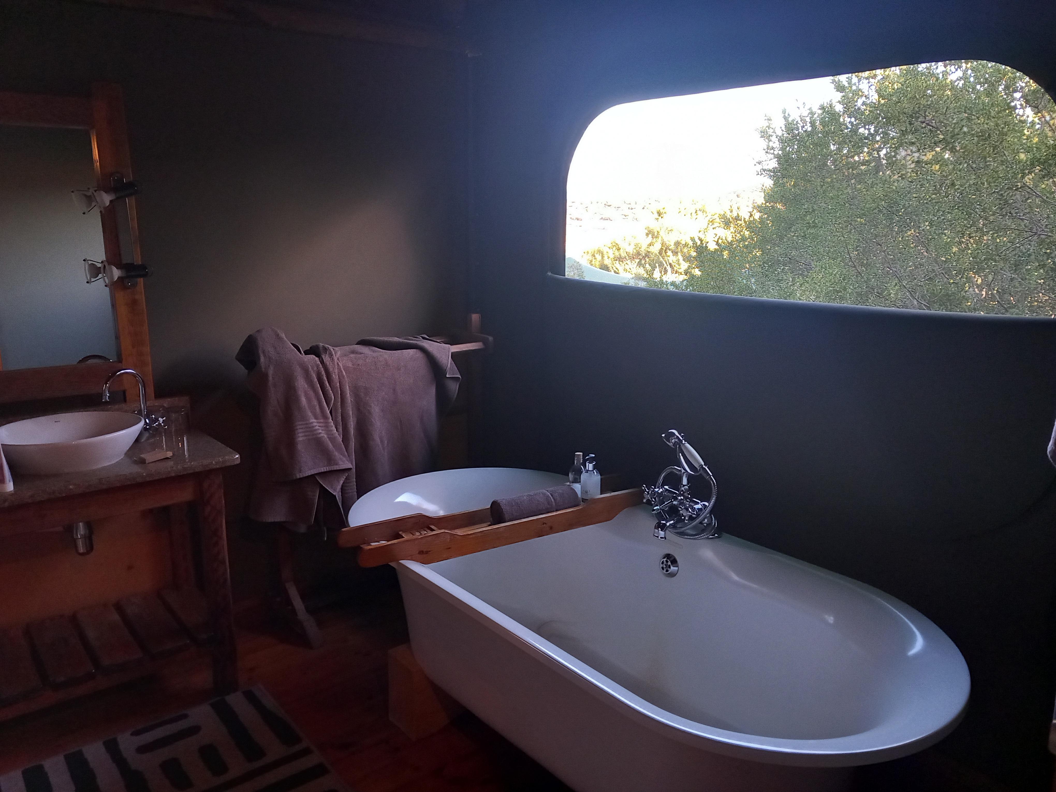 Bathroom in luxury tent