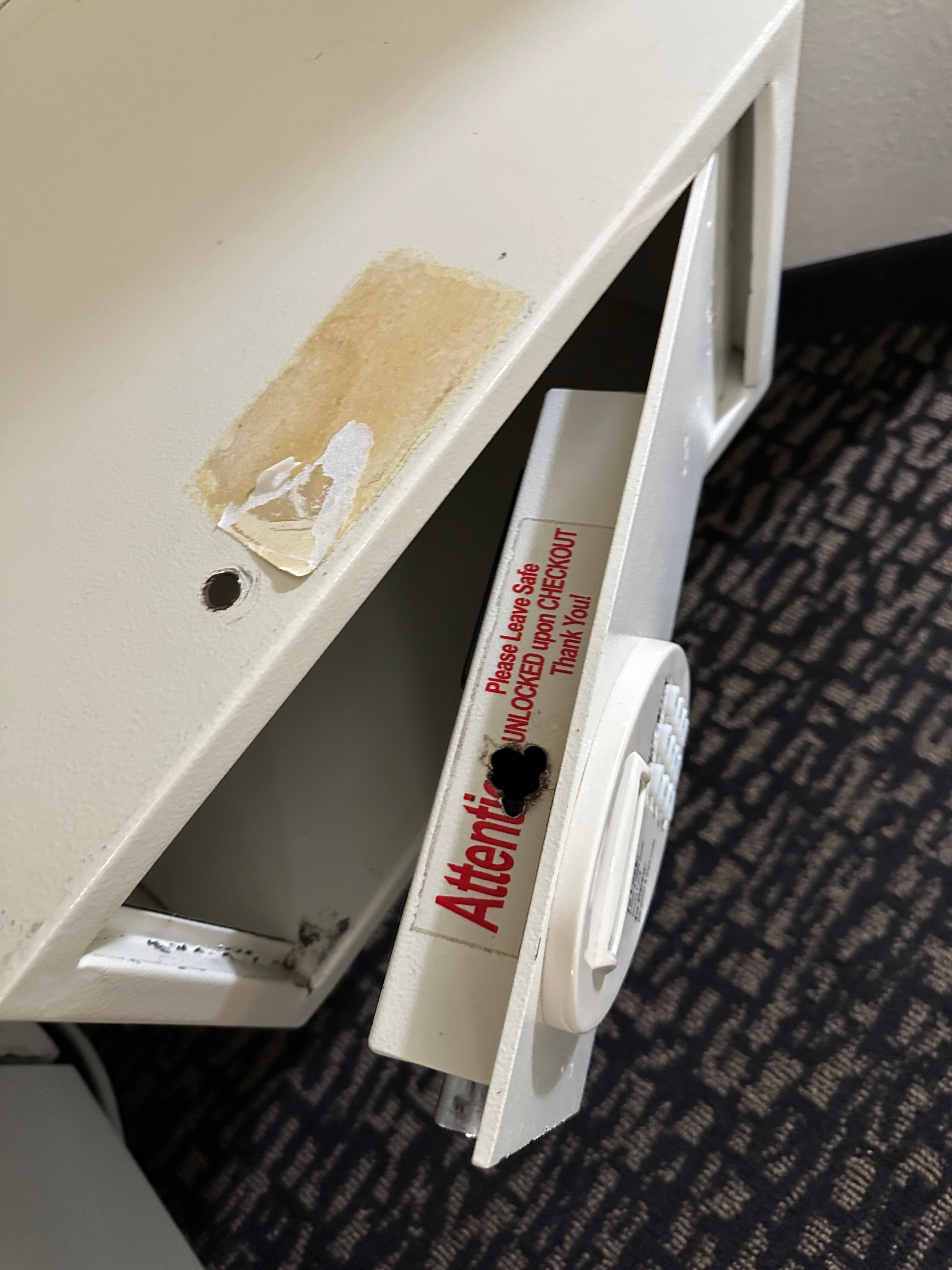 Inoperable Valuables Safe