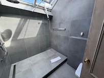 Room 401
