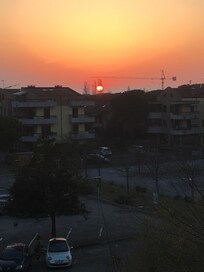 Tramonto dalla finestra
