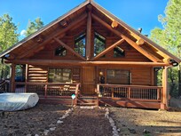 Picture of cabin, just as described on the listing