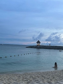 The beach is very nice and good for kids