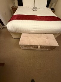 Missing / broken bench