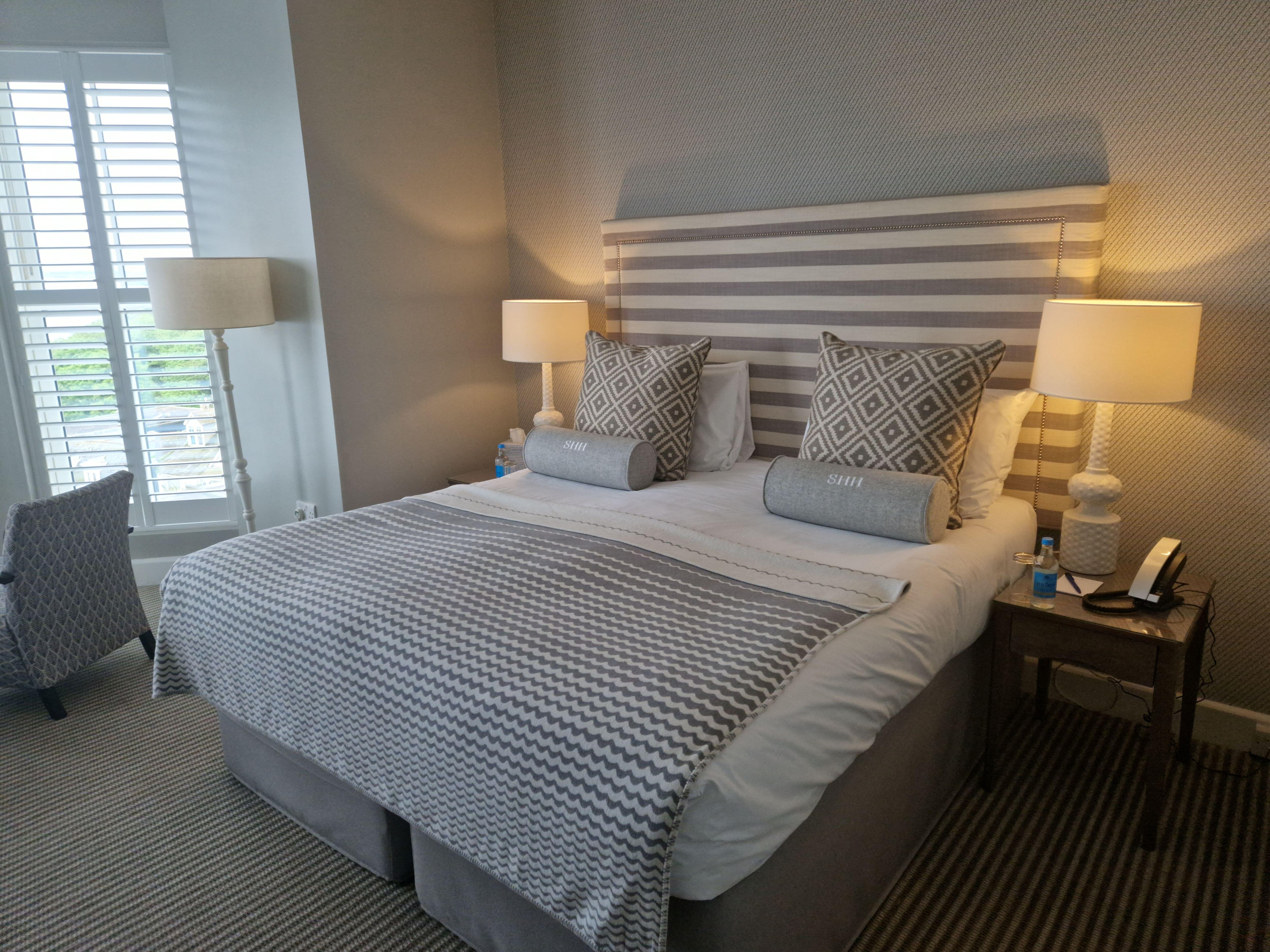 Room 107 interior 1