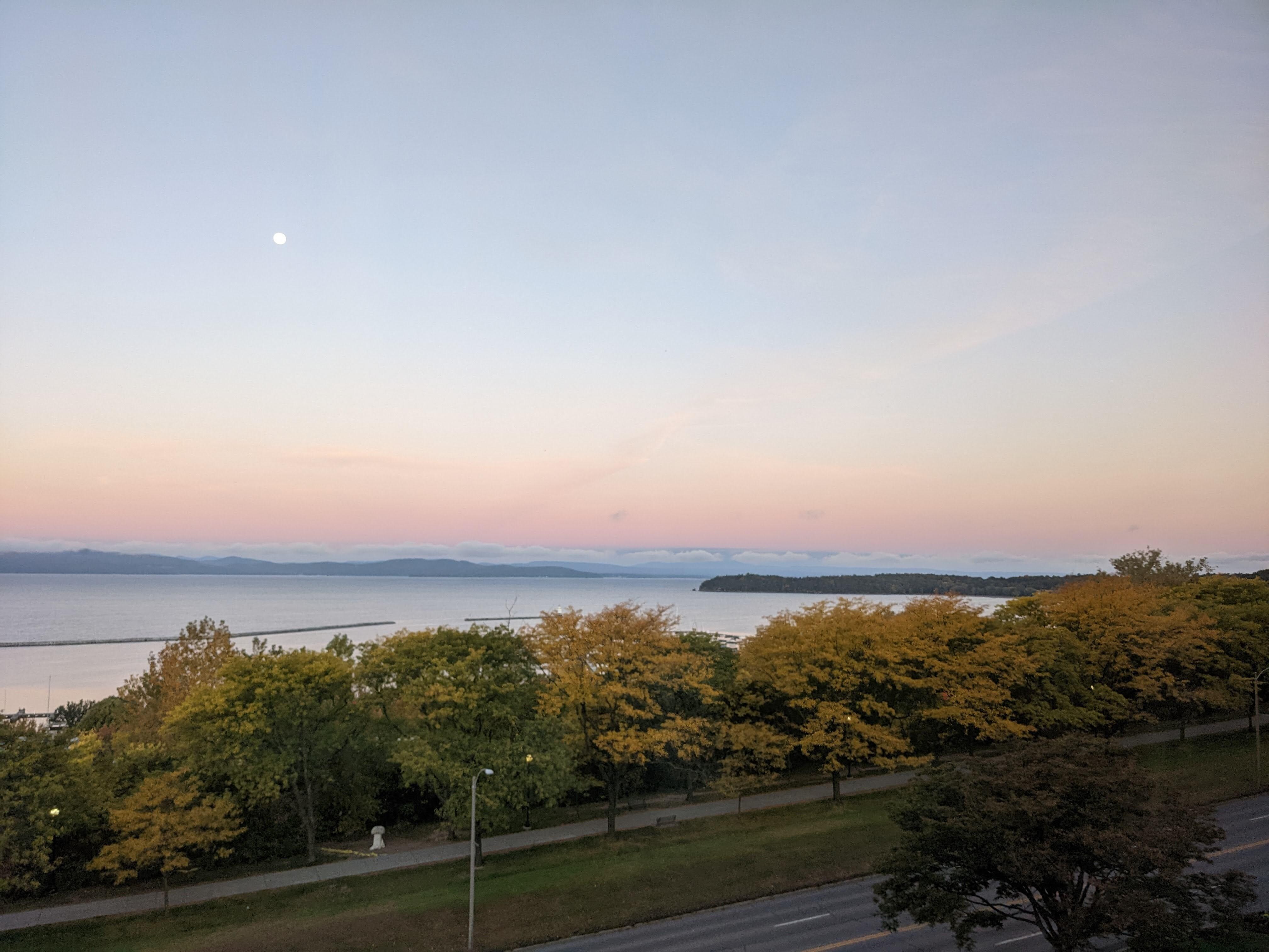 ヒルトン バーリントン レイク シャンプラン バーリントン の宿泊予約 ホテルズドットコム ヒルトン バーリントン レイク シャンプラン バーリントン の宿泊予約 ホテルズドットコム