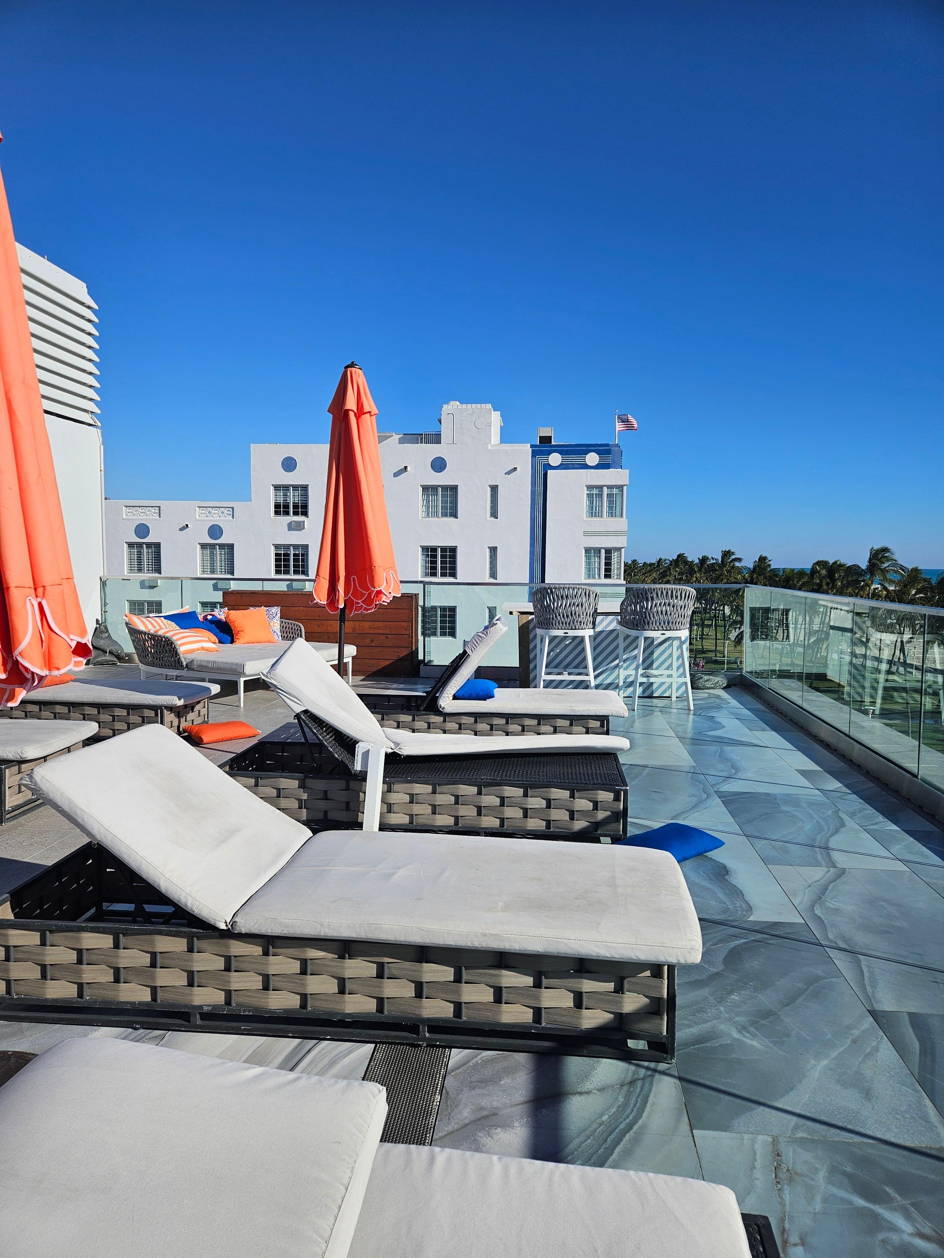 Rooftop pool is wonderful 