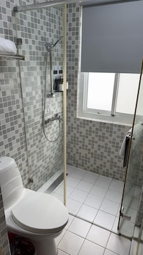 乾溼分離浴室馬桶