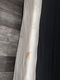 Stay on one of the beds, but there was crumbs and stains and hair on both beds