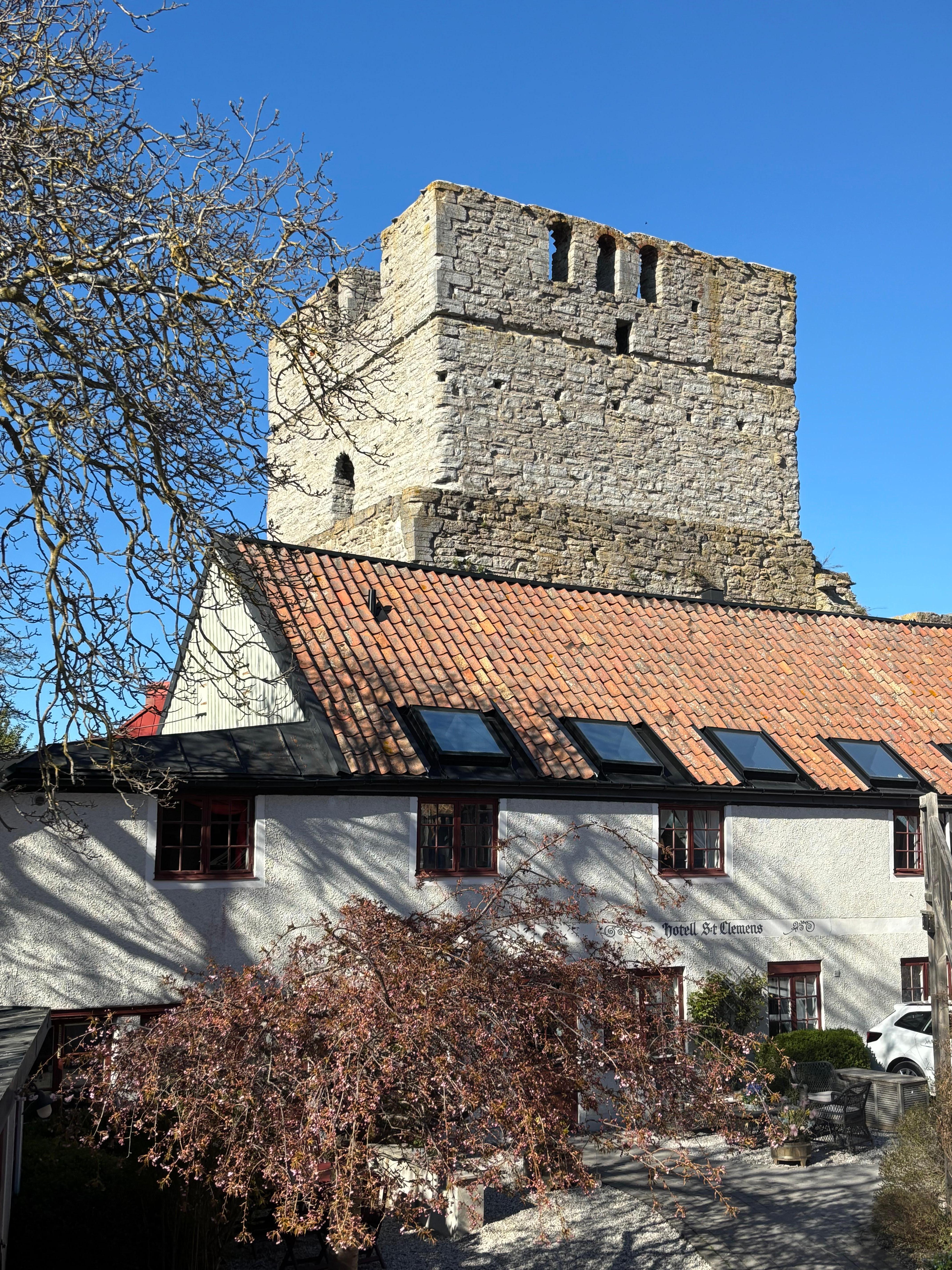 Hotel Reception With St. Clemens Church Ruins Behind 