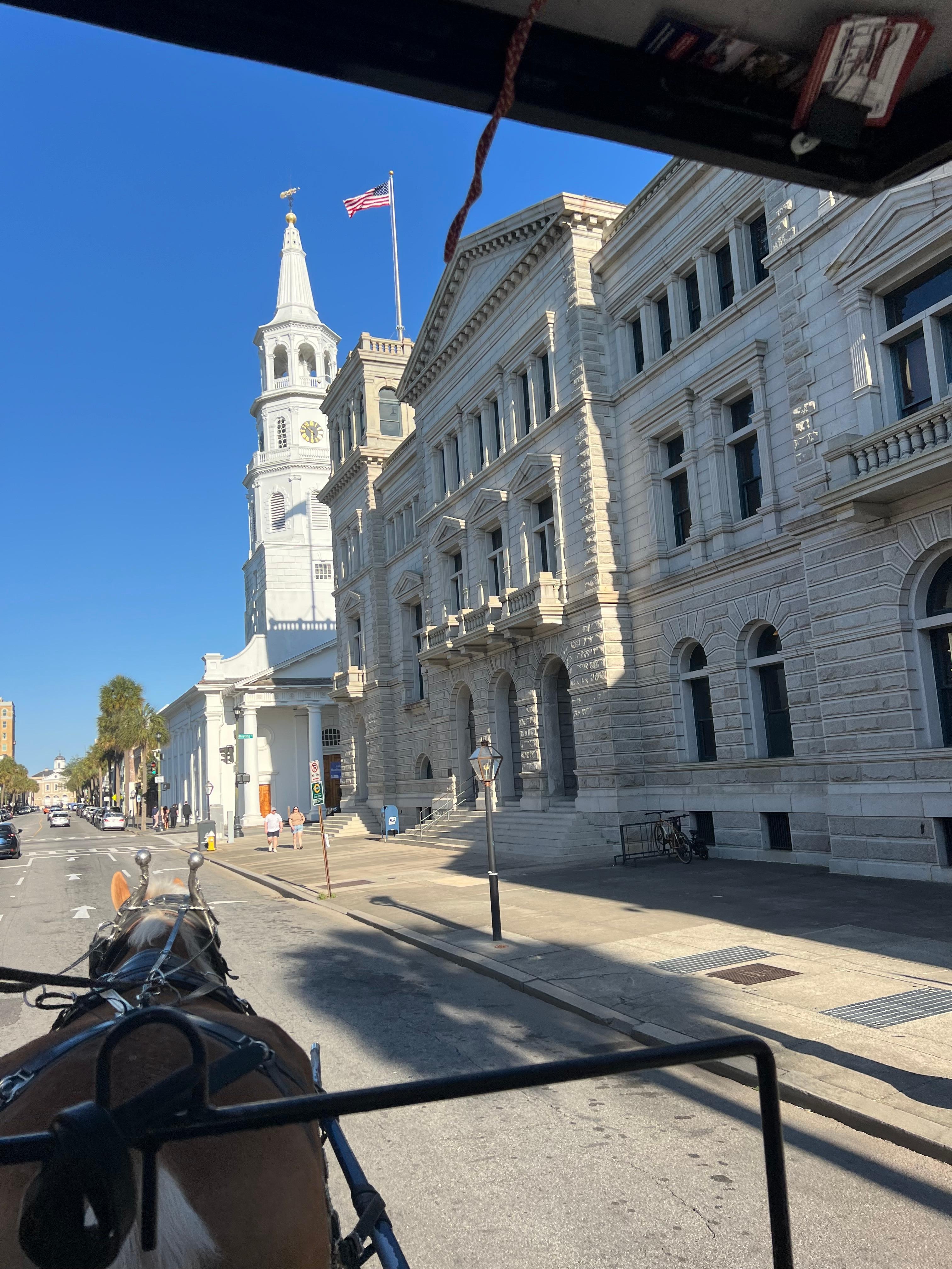 Horseback carriage tour of Charleston 