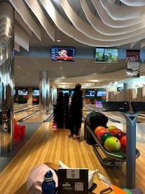 Bowling alley