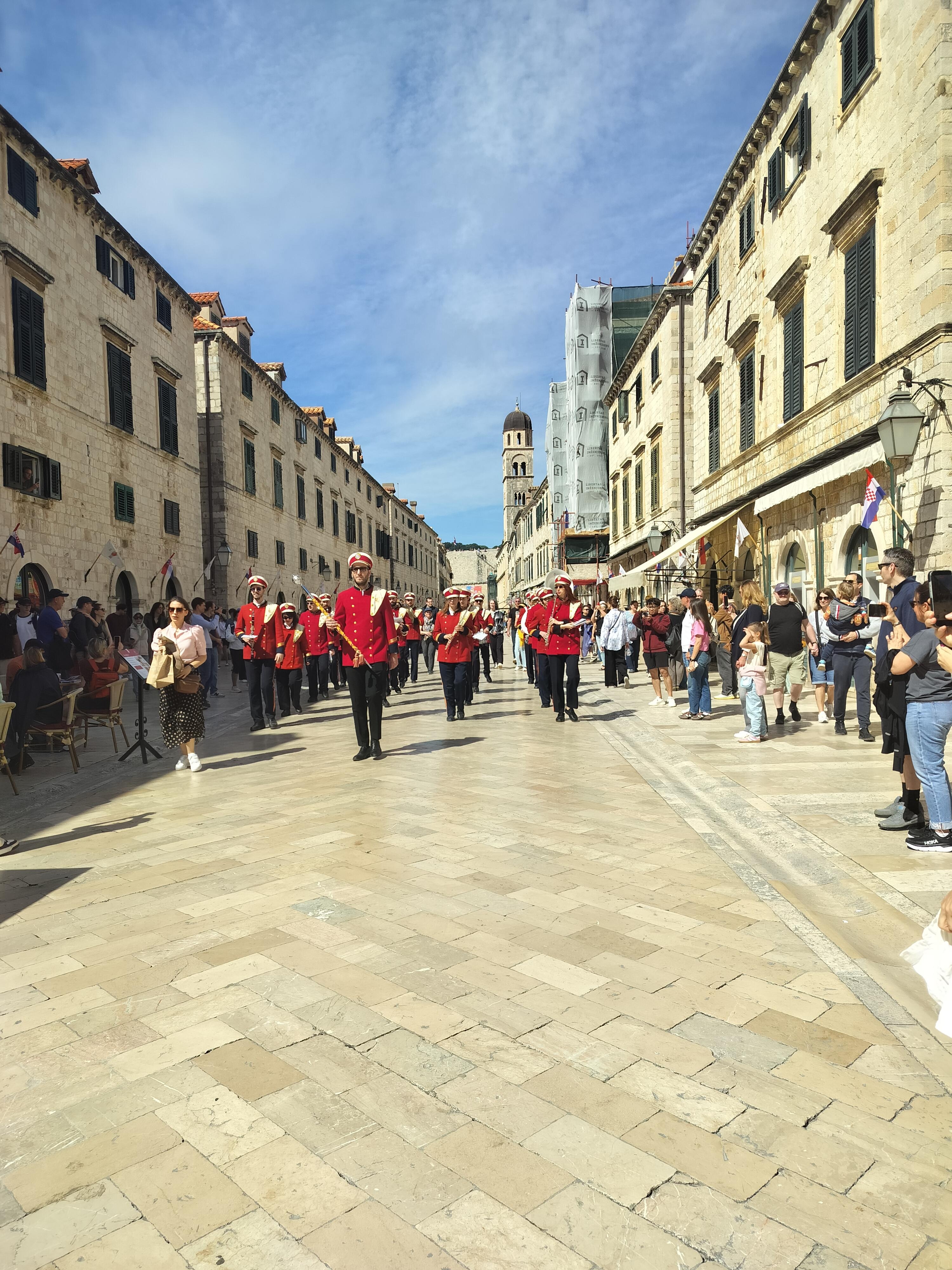 Påske optog med musik