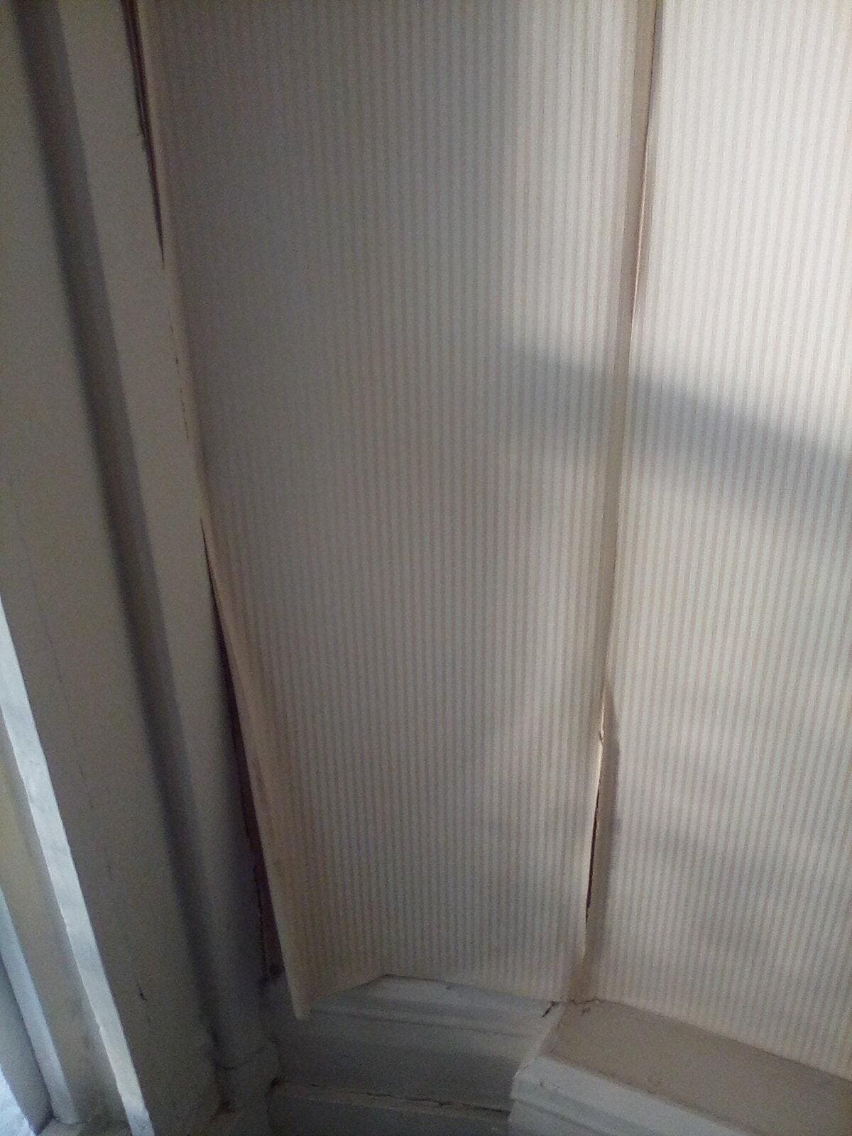 Wallpaper peeling off