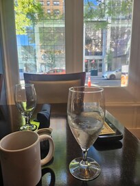 Breakfast at the Dunhill