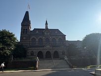 This campus is beautiful.