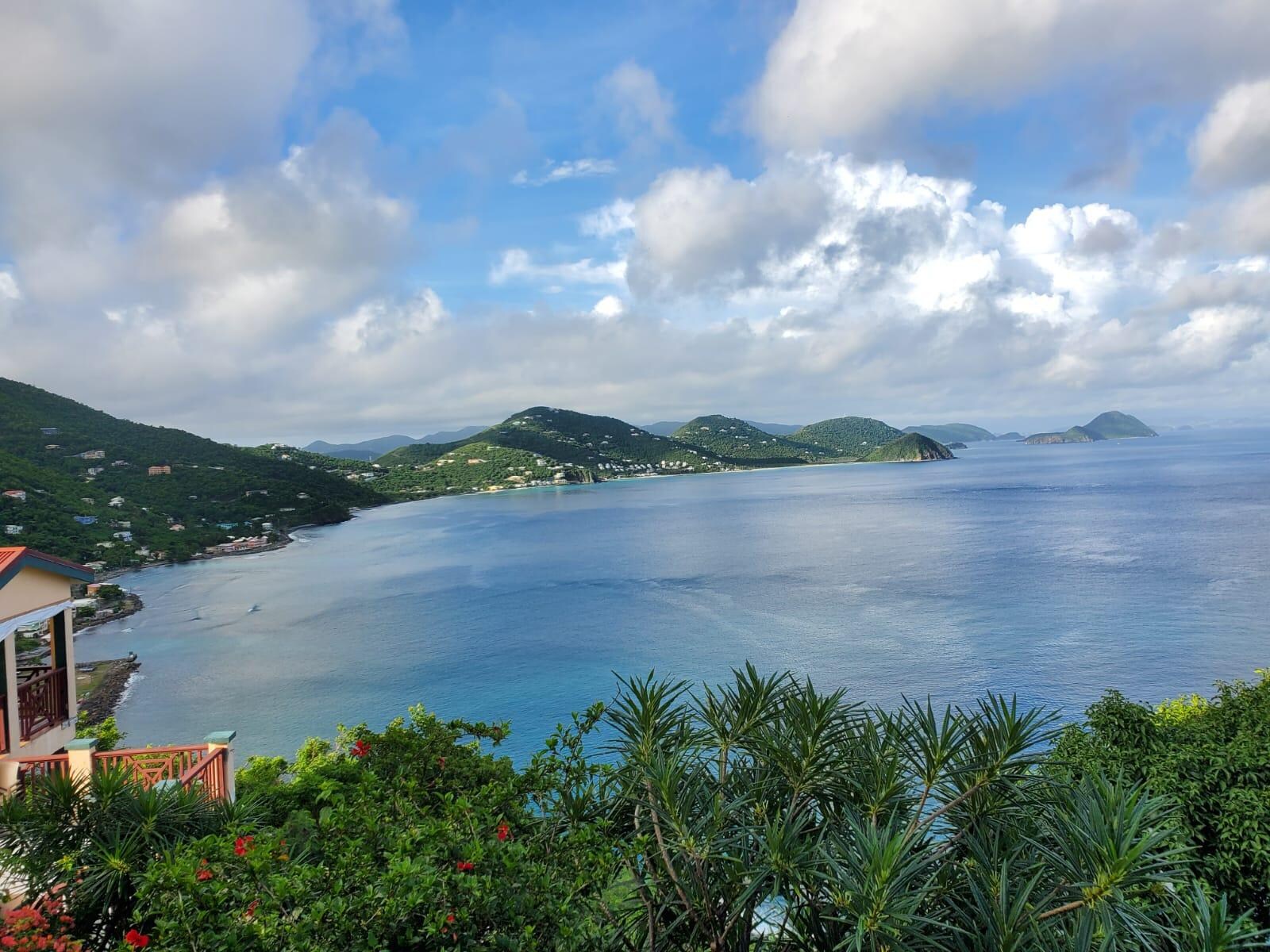 Beautiful over looking the ocean. 
