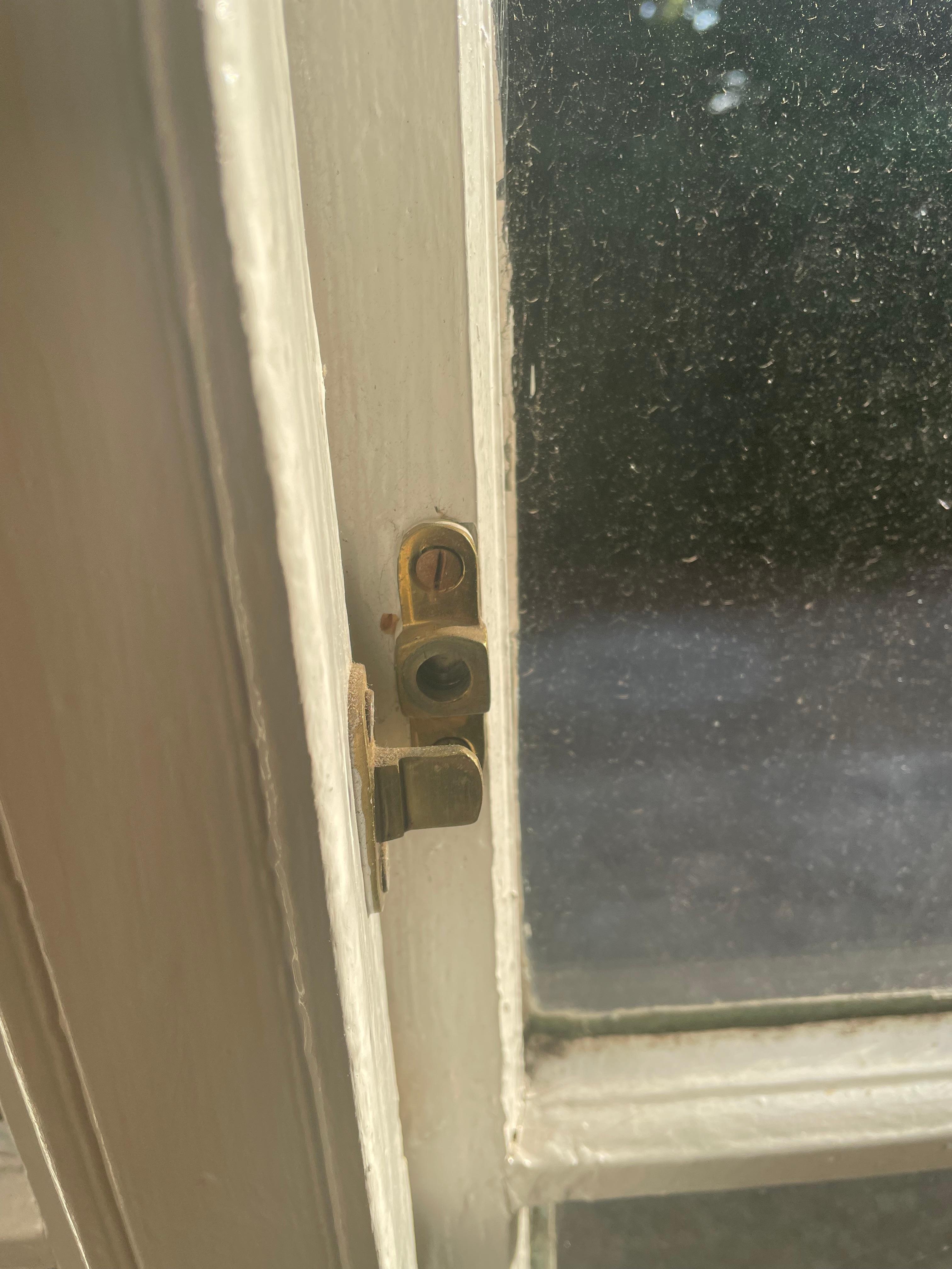 Insecure Window