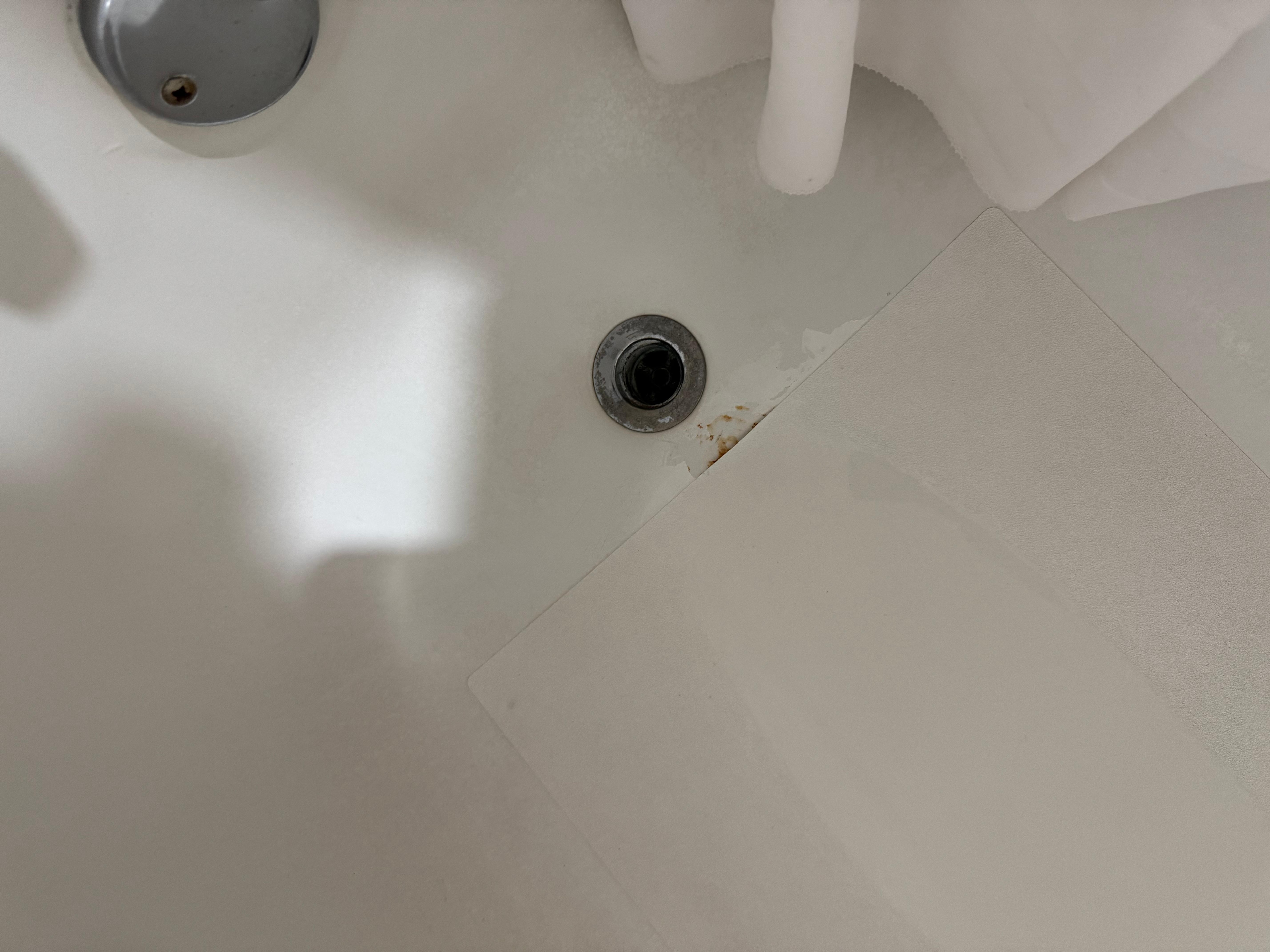 Rust stain in shower/ tub 