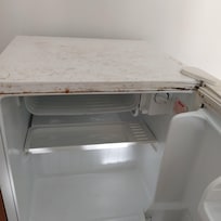 Frigo tout rouillé