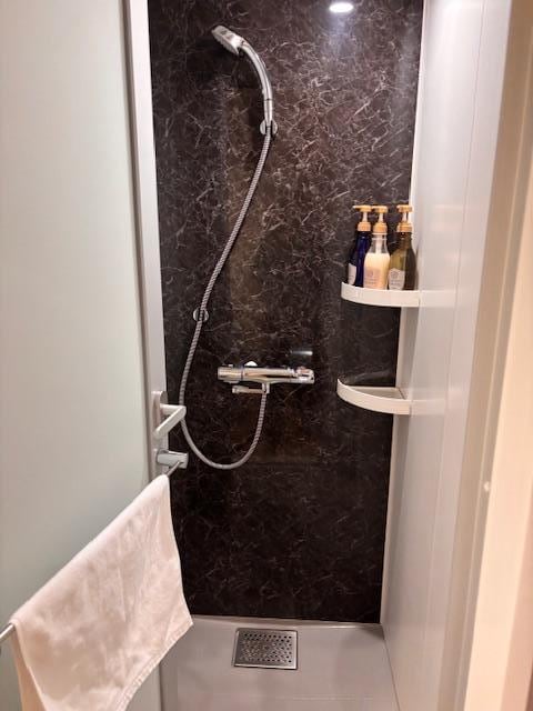 shower in separate room