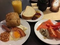 朝食バイキング