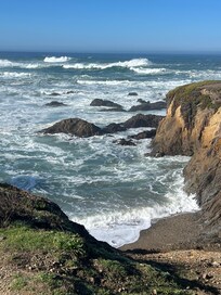Around the corner from glass beach, you can walk there!
A long block to the skunk Train!