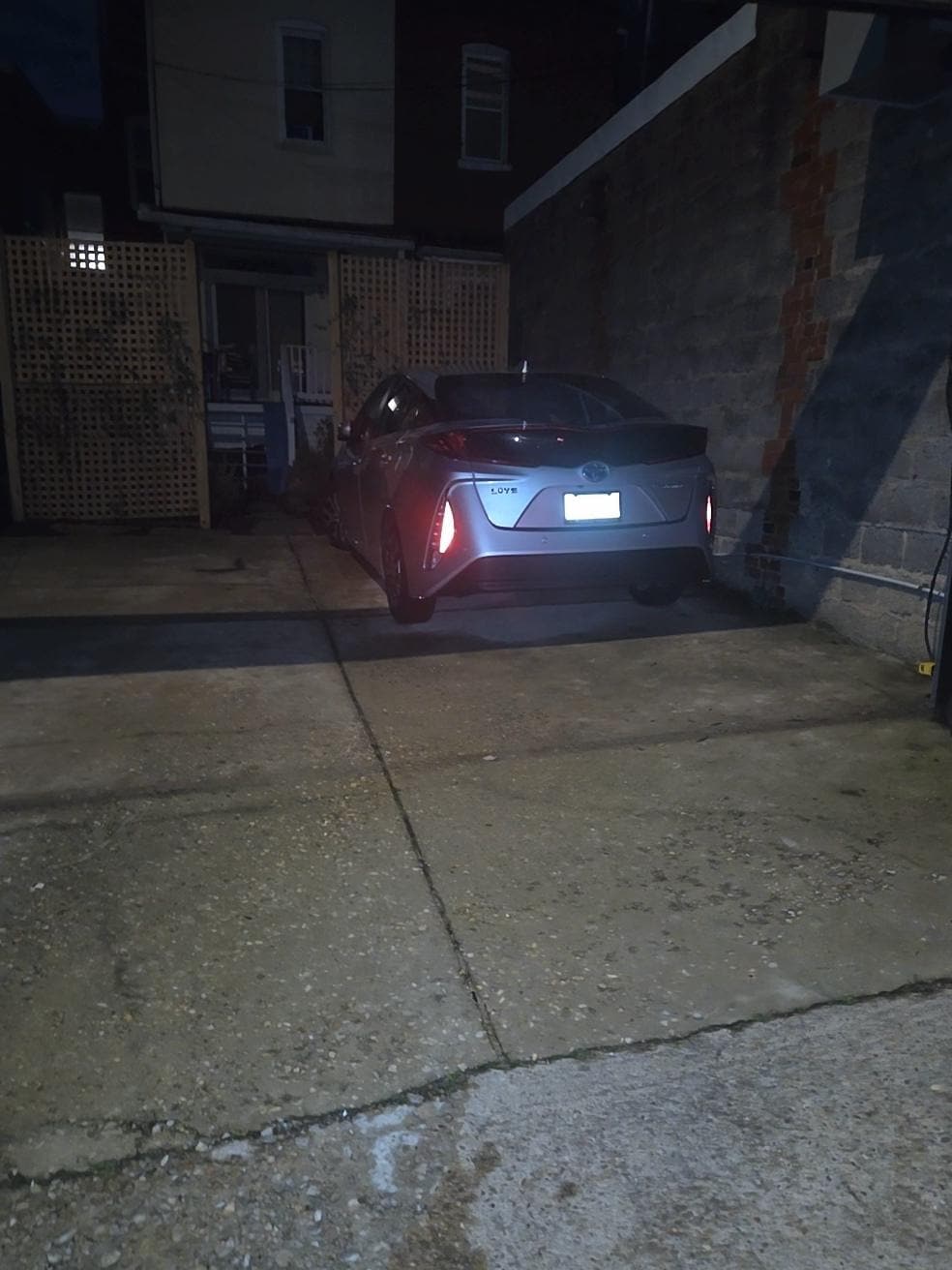Roommates car in garage who lives at property 