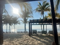 The beach's smell was awful the entire time. And this pic and the bottom was for only diamond elite.