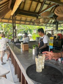 Pool bar-great staff!