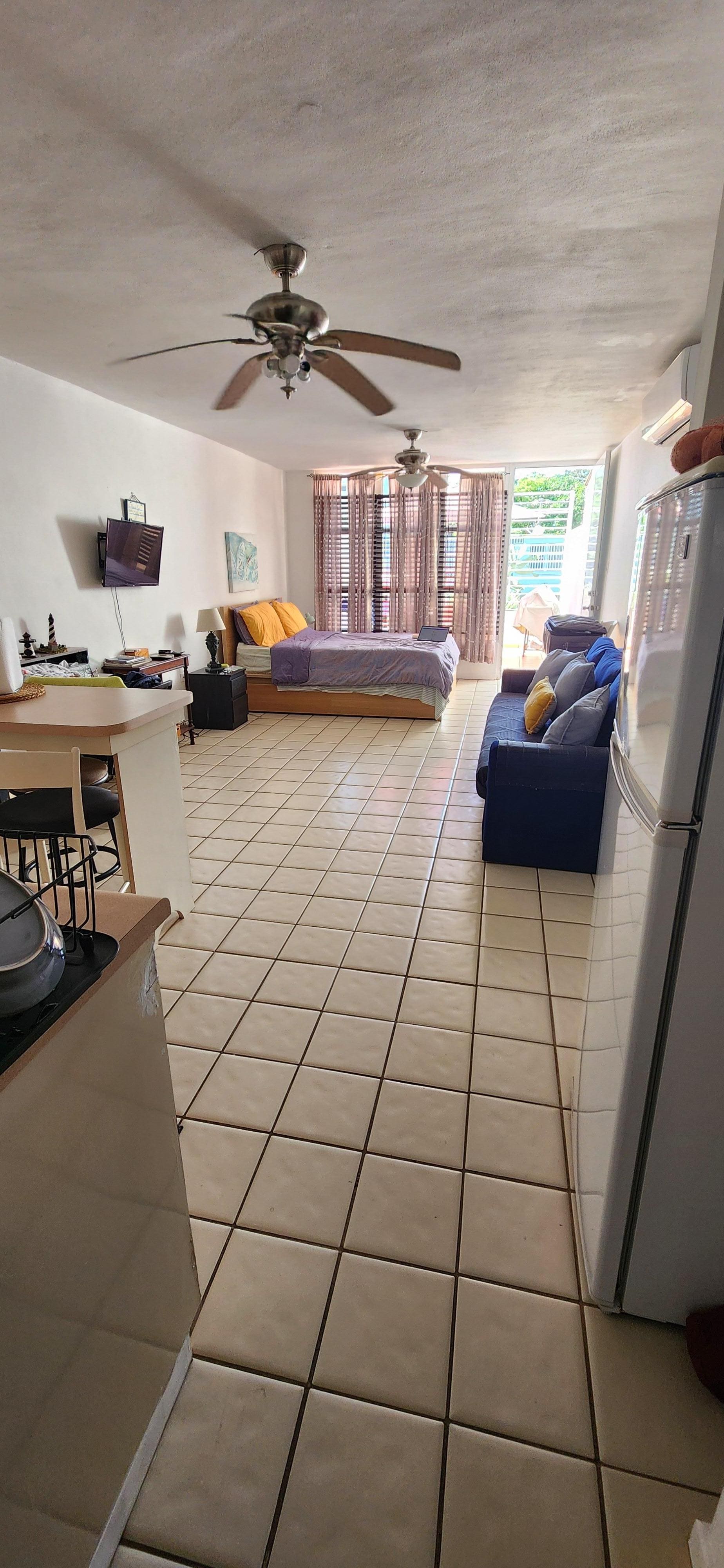 Everything was clean and he only had what you needed. Zero clutter, just how I like it 😊