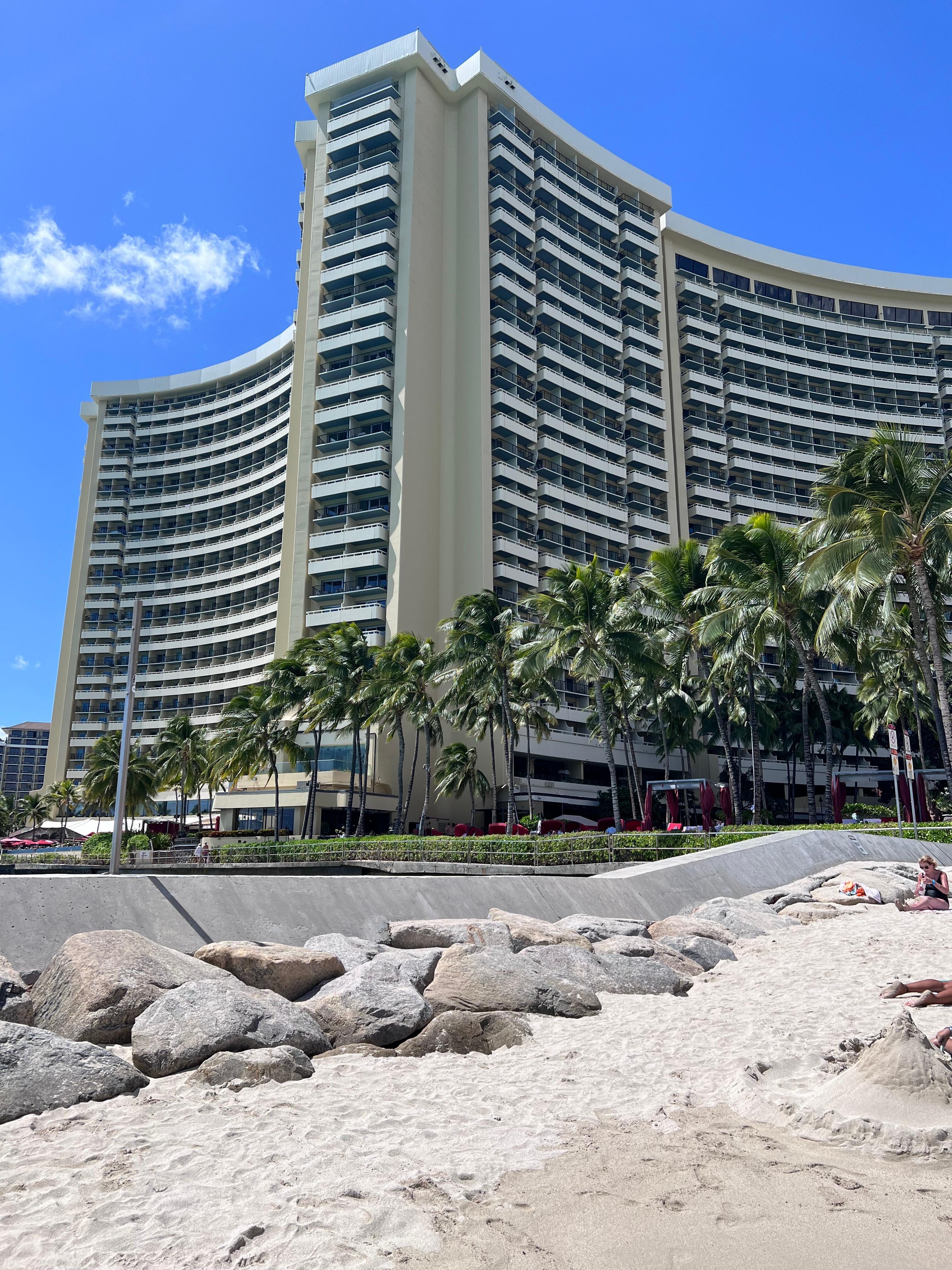 Foto del Hotel dese la playa 