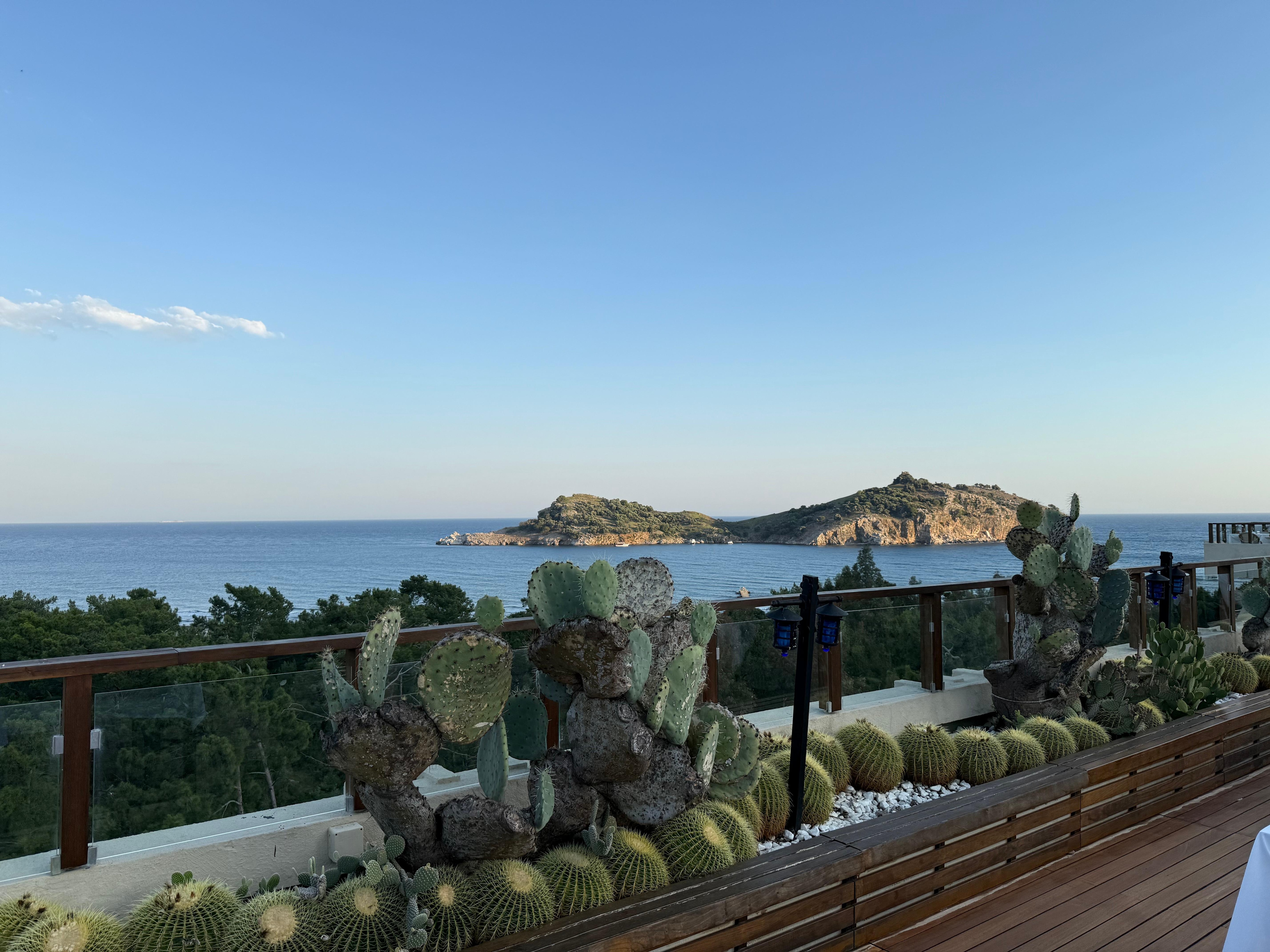 Towards the end of our trip we discovered there is a roof bar with beautiful views