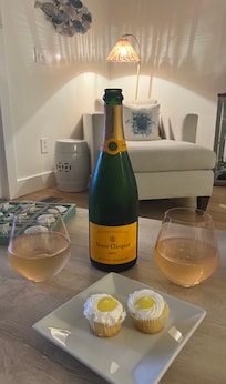 Spacious and cozy living room