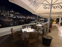 Cafes along the waterfront