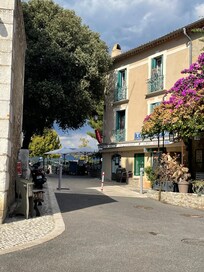 Neighborhood