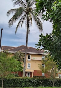 Front bldng