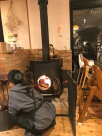 暖炉がとってもあったかかったです。