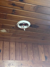 Missing smoke detector