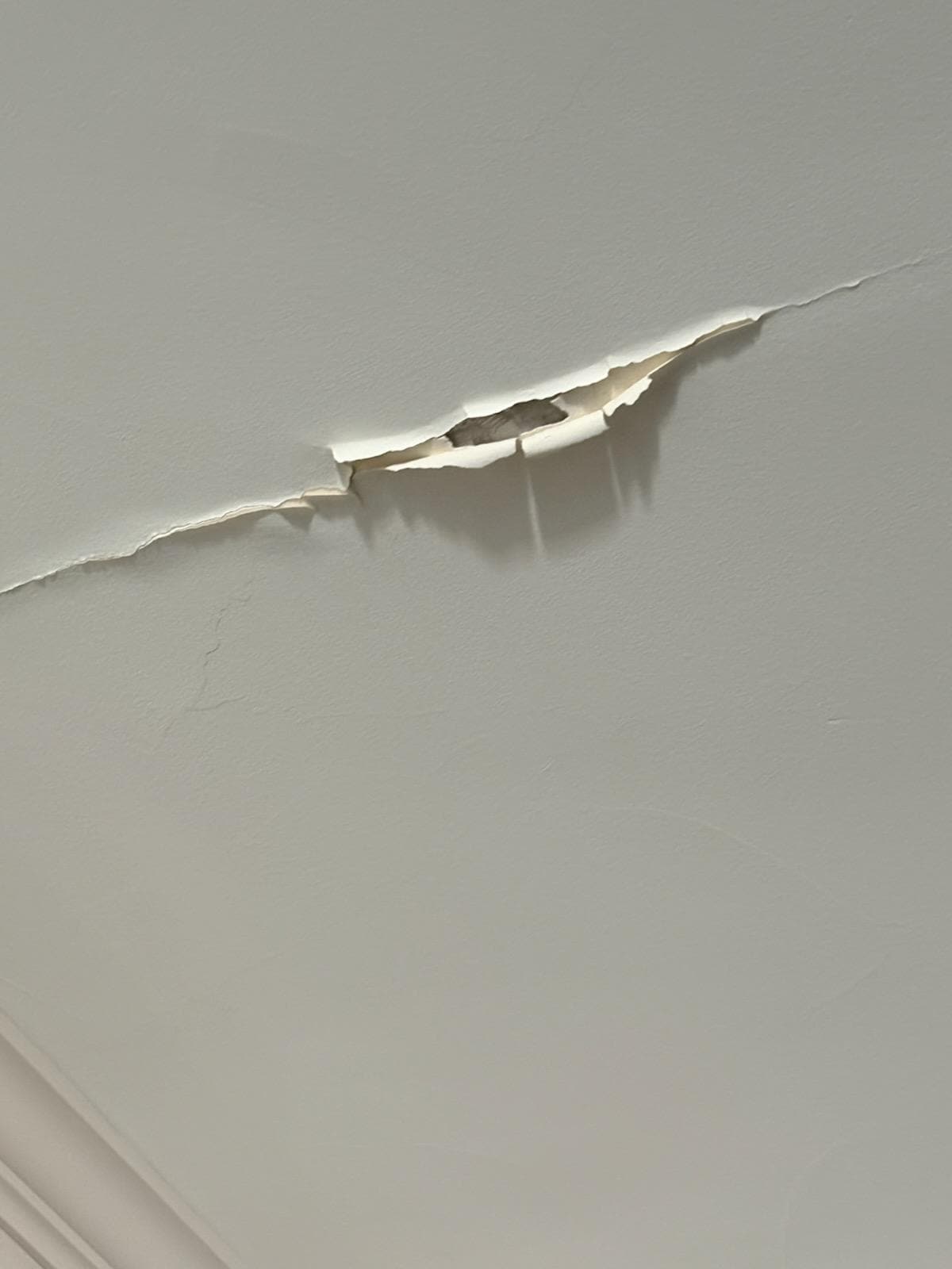 Bedroom celling peeling