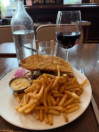 Delicious food in the restaurant downstairs