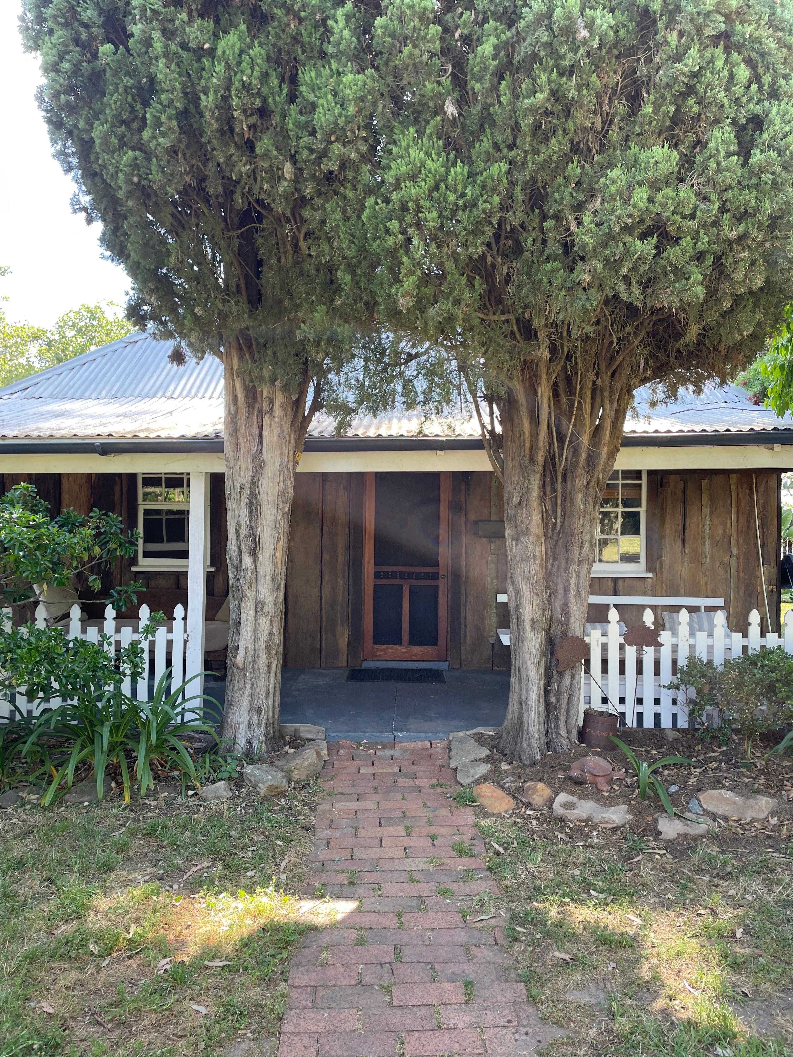 Gorgeous historic cottage x