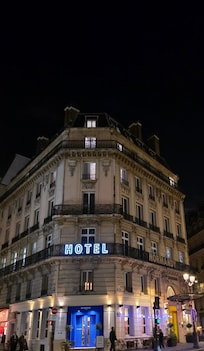 We moved after requesting a change and were on the 5th floor which has the long balcony