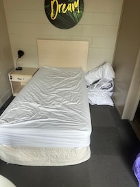 The state of the bed